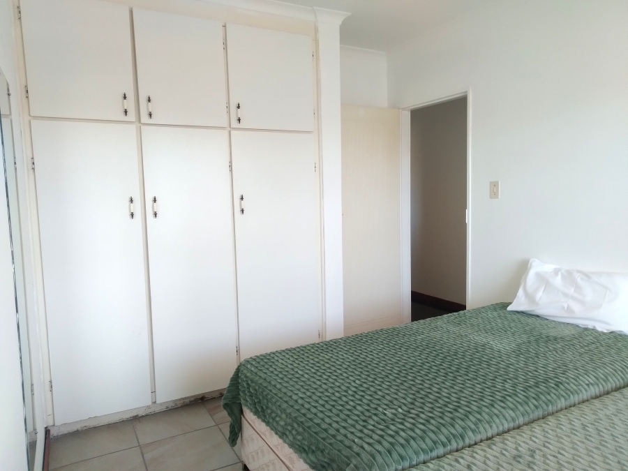 To Let 2 Bedroom Property for Rent in Country Club Western Cape